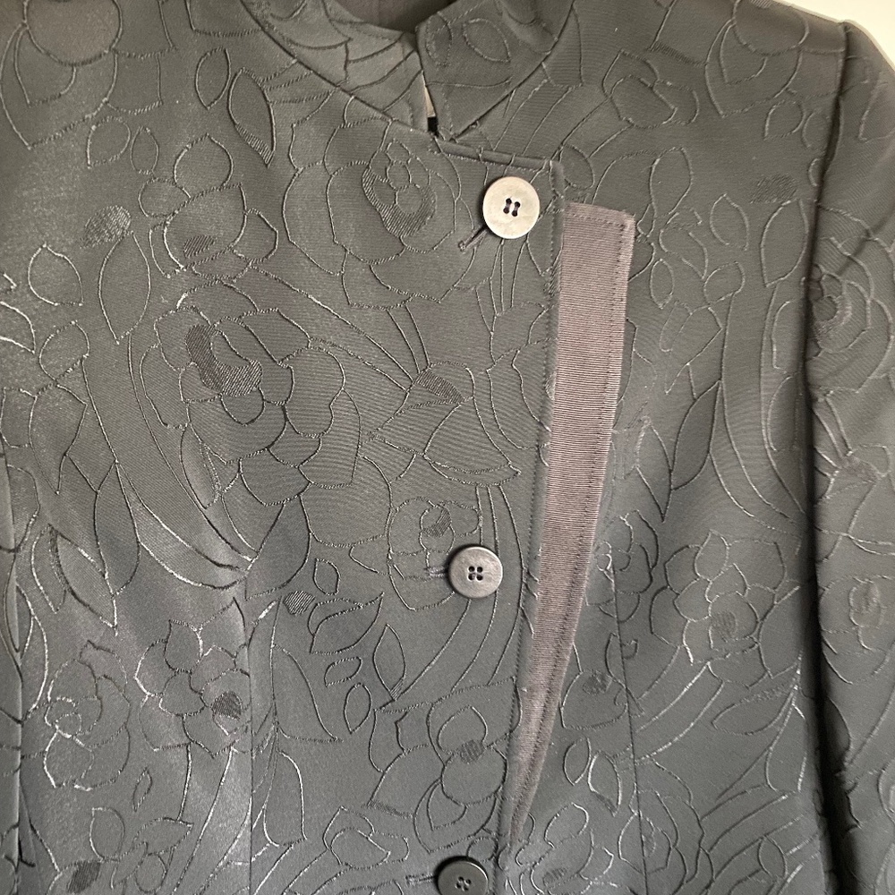 Armani Collezione Blazer in black